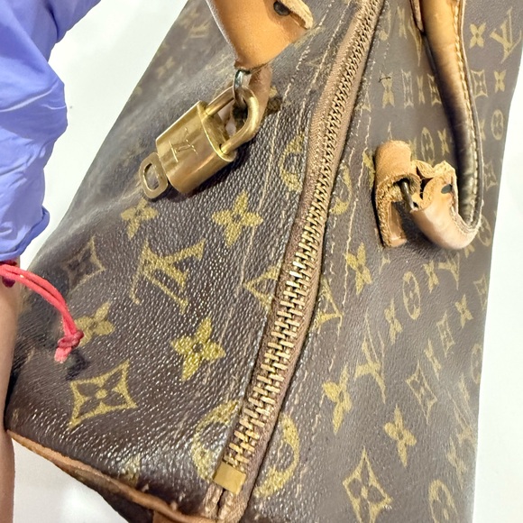 Louis Vuitton Monogram Vintage Speedy 35 - Picture 10 of 16